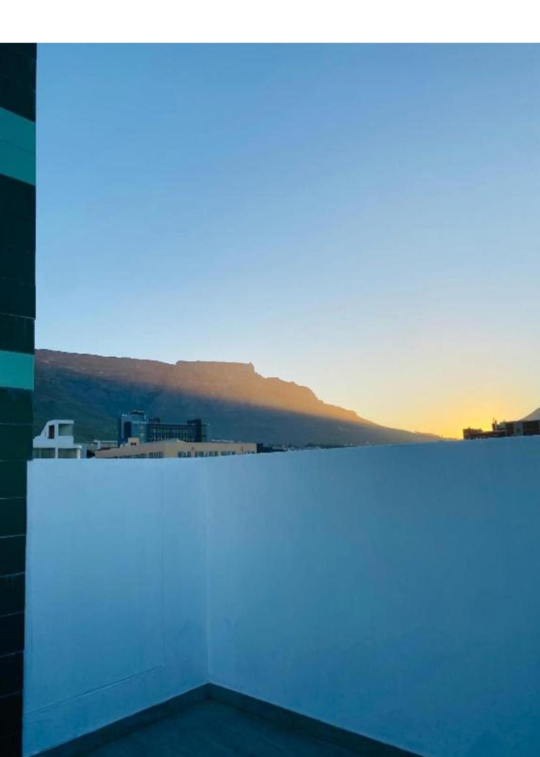 Spectacular View At 1on Cidade Do Cabo